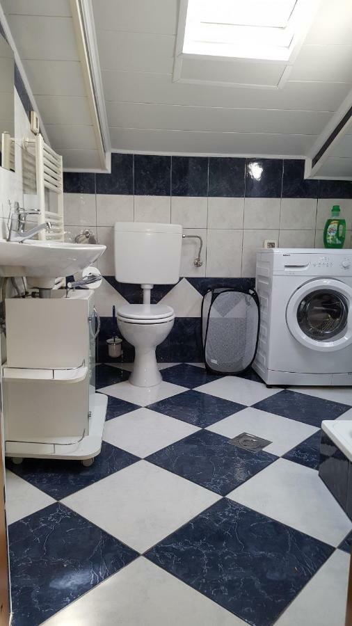 Apartment Sani Копер Екстериор снимка