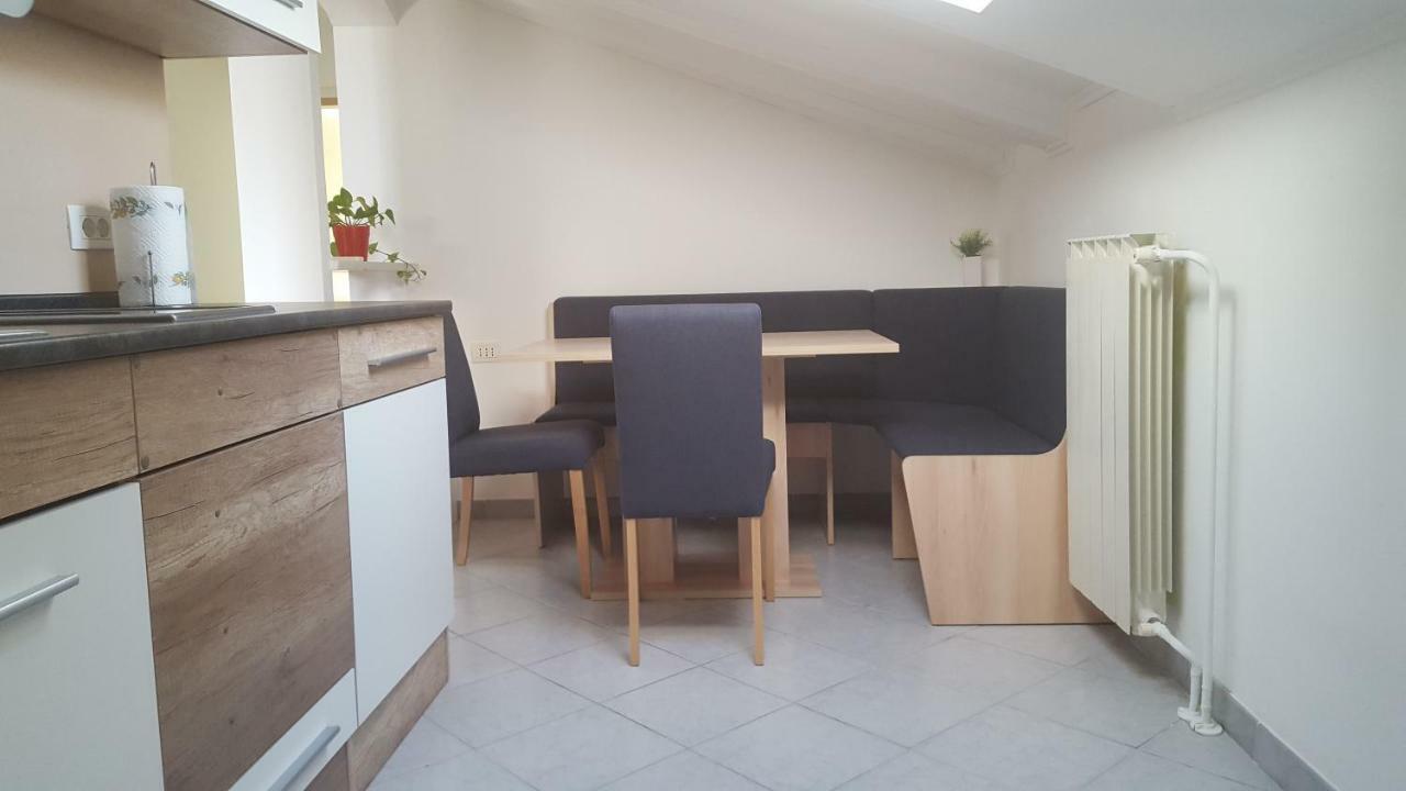 Apartment Sani Копер Екстериор снимка